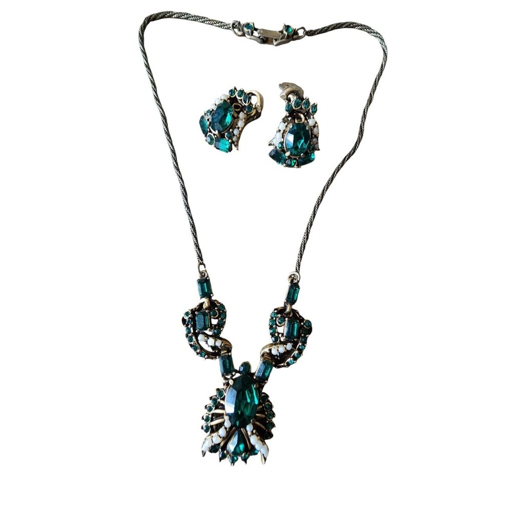 Signed Hollycraft 1953 Green Rhinestone Necklace and Earrings Set (A5796)